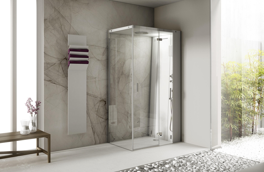 clear glass bathroom partition wall