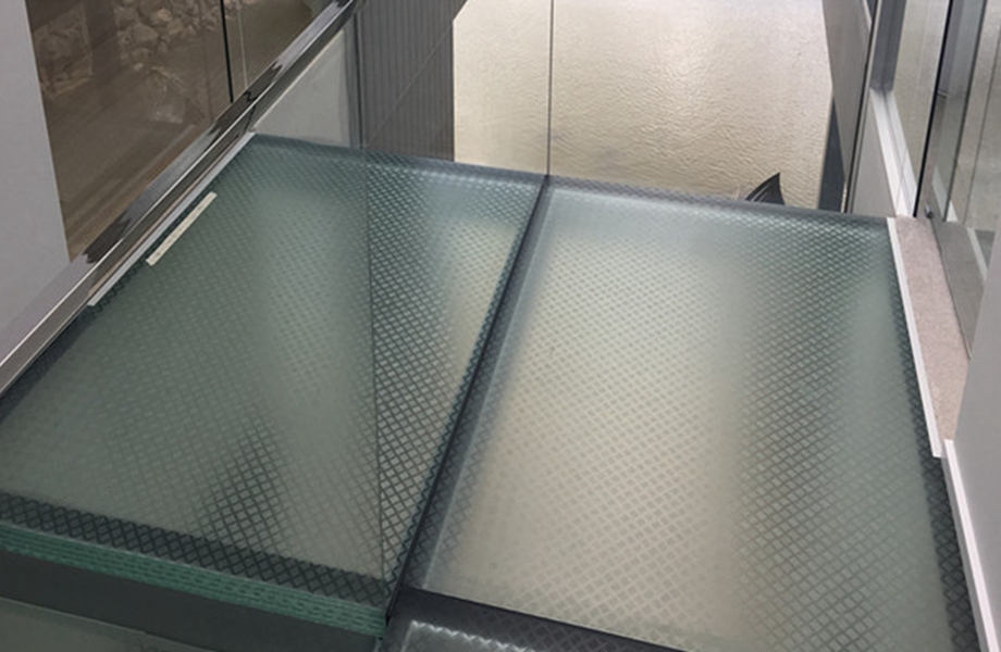 SGP laminated safety glass floor