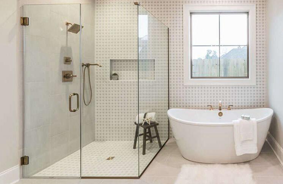 Architectural Glass Bathroom: The Perfect Fusion of Transparency and Privacy